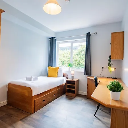 Apartment 92 - Large 2 Bedroom