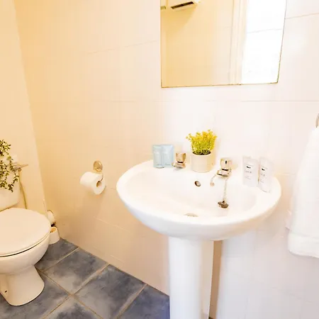 Apartment 92 - Large 2 Bedroom Galway